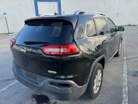 2016 JEEP CHEROKEE SUV V6, 3.2 LITER LATITUDE SPORT UTILITY 4D