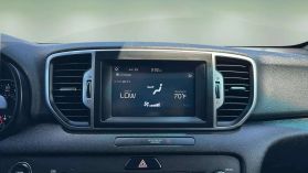2017 Kia Sportage - Image 38