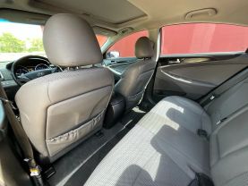 2014 Hyundai Sonata - Image 11
