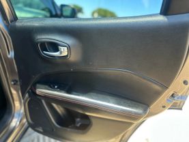 2019 JEEP COMPASS SUV 4-CYL, MULTIAIR, PZEV, 2.4 LITER TRAILHAWK SPORT UTILITY 4D