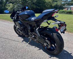 2023 YAMAHA YZF-R1 - - -