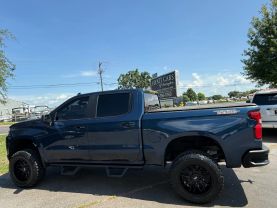 2021 Chevrolet Silverado 1500 Crew Cab Lt Trail Boss Pickup 4d 5 3/4 Ft - Image 4
