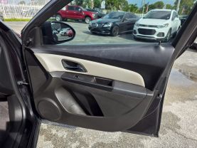 2011 CHEVROLET CRUZE