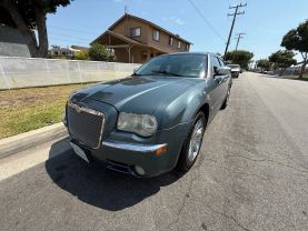 2006 CHRYSLER 300 SEDAN V8, HEMI, 5.7 LITER 300C SEDAN 4D