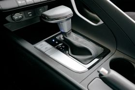 2024 HYUNDAI ELANTRA SEDAN 4-CYL, 2.0 LITER SEL SEDAN 4D