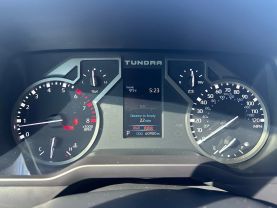 2022 TOYOTA TUNDRA CREWMAX PICKUP V6, I-FORCE, TWIN TURBO, 3.5 LITER SR5 PICKUP 4D 5 1/2 FT