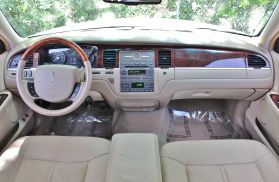 2008 LINCOLN TOWN CAR