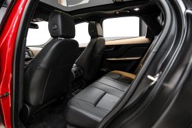 2017 Jaguar F-pace - Image 32