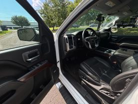2018 GMC SIERRA 1500 CREW CAB PICKUP V8, ECOTEC3, 5.3 LITER SLT PICKUP 4D 5 3/4 FT