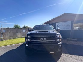 2018 CHEVROLET SILVERADO 3500 HD CREW CAB PICKUP V8, TURBO DSL, 6.6L LTZ PICKUP 4D 6 1/2 FT