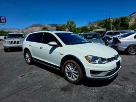 2017 VOLKSWAGEN GOLF ALLTRACK WAGON 4-CYL, TURBO, 1.8 LITER TSI SEL WAGON 4D