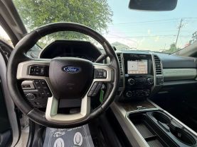2017 Ford F250 Super Duty Crew Cab Lariat Pickup 4d 6 3/4 Ft - Image 22