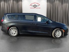 2020 CHRYSLER VOYAGER VAN V6, 3.6 LITER LXI MINIVAN 4D