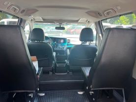 2015 TOYOTA SIENNA VAN V6, 3.5 LITER SE PREMIUM MINIVAN 4D