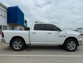 2016 RAM 1500 CREW CAB PICKUP V8, HEMI, 5.7 LITER BIG HORN PICKUP 4D 5 1/2 FT