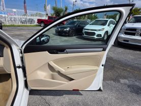 2014 VOLKSWAGEN PASSAT