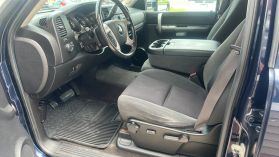 2009 CHEVROLET SILVERADO 2500 HD CREW CAB PICKUP V8, 6.0 LITER LT PICKUP 4D 6 1/2 FT