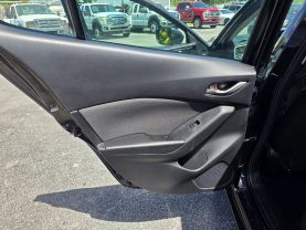 2016 MAZDA MAZDA3
