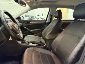 2014 VOLKSWAGEN PASSAT