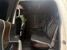2017 FORD F150 SUPERCREW CAB PICKUP V8, FLEX FUEL, 5.0 LITER PLATINUM PICKUP 4D 5 1/2 FT