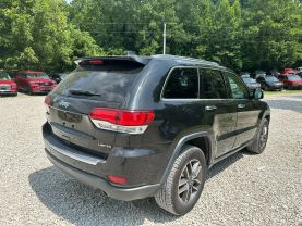2020 JEEP GRAND CHEROKEE SUV V6, VVT, 3.6 LITER LIMITED SPORT UTILITY 4D at T&T Repairables - used car dealership in Spencer, Indiana.