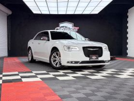 2016 CHRYSLER 300 SEDAN V6, 3.6 LITER 300C SEDAN 4D