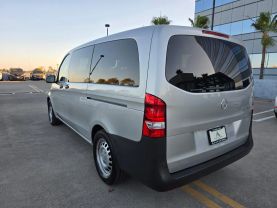 2017 Mercedes-benz Metris Passenger - Image 4