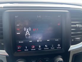 2019 RAM 1500 CLASSIC CREW CAB PICKUP V8, HEMI, 5.7 LITER BIG HORN PICKUP 4D 6 1/3 FT