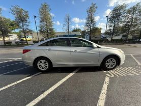 2013 HYUNDAI SONATA SEDAN SILVER AUTOMATIC - Iron Cars Inc