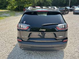 2020 JEEP CHEROKEE SUV 4-CYL, ZERO EVAP, 2.4 LITER LATITUDE PLUS SPORT UTILITY 4D at T&T Repairables - used car dealership in Spencer, Indiana.