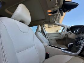 2013 VOLVO XC60 SUV 6-CYL, PZEV, 3.2 LITER 3.2 PREMIER SPORT UTILITY 4D