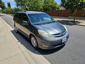 2006 TOYOTA SIENNA XLE MINIVAN 4D