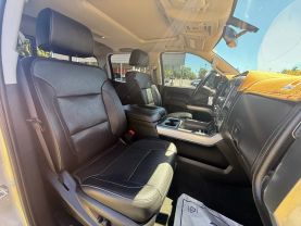 2017 CHEVROLET SILVERADO 3500 HD CREW CAB PICKUP V8, TURBO DSL, 6.6L LTZ PICKUP 4D 8 FT