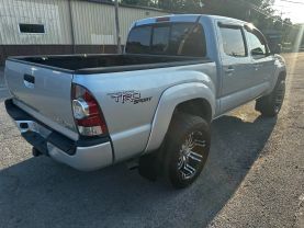 2009 TOYOTA TACOMA DOUBLE CAB PICKUP V6, 4.0 LITER PICKUP 4D 5 FT