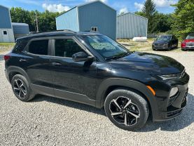 2021 CHEVROLET TRAILBLAZER SUV 3-CYL, ECOTEC, TURBO, 1.3 LITER RS SPORT UTILITY 4D at T&T Repairables - used car dealership in Spencer, Indiana.