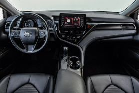 2021 Toyota Camry - Image 14
