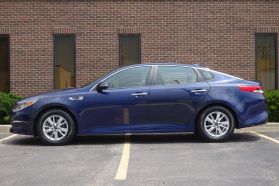 2017 KIA OPTIMA SEDAN 4-CYL, 2.4 LITER LX SEDAN 4D