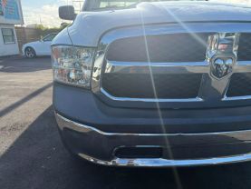 2017 RAM 1500 REGULAR CAB PICKUP V8, HEMI, 5.7 LITER TRADESMAN PICKUP 2D 8 FT
