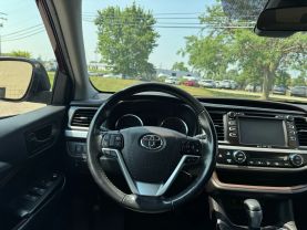 2019 TOYOTA HIGHLANDER SUV V6, 3.5 LITER LE PLUS SPORT UTILITY 4D