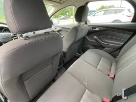 2017 Ford Focus - Image 19