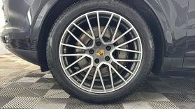 2022 PORSCHE CAYENNE