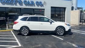2017 SUBARU OUTBACK WAGON 4-CYL, PZEV, 2.5 LITER 2.5I LIMITED WAGON 4D