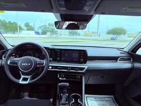 2023 KIA K5