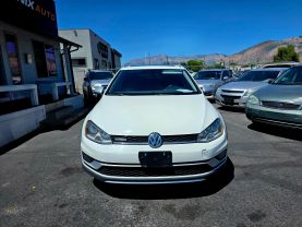 2017 VOLKSWAGEN GOLF ALLTRACK WAGON 4-CYL, TURBO, 1.8 LITER TSI SEL WAGON 4D