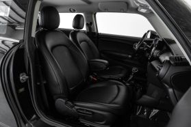 2017 MINI HARDTOP 2 DOOR HATCHBACK 3-CYL, TURBO, 1.5 LITER COOPER HATCHBACK 2D