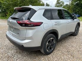 2025 NISSAN ROGUE SUV 3-CYL, TURBO, 1.5 LITER SV SPORT UTILITY 4D at T&T Repairables - used car dealership in Spencer, Indiana.