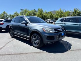 2013 VOLKSWAGEN TOUAREG SUV V6, TURBO DIESEL, 3.0 LITER TDI EXECUTIVE SPORT UTILITY 4D
