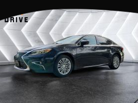 2017 LEXUS ES