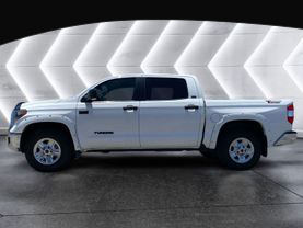 2018 TOYOTA TUNDRA CREWMAX