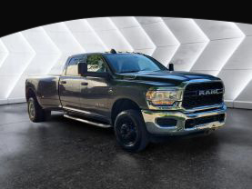 2019 RAM 3500 CREW CAB